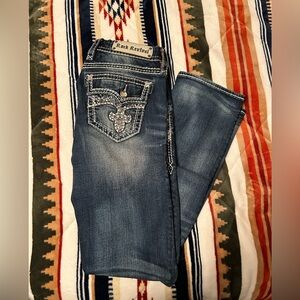 Rock revival straight leg jeans